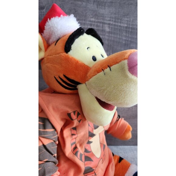 Vintage Winnie the Pooh Dandee Collector's Choice Tigger Plush With Clothes - Picture 3 of 7